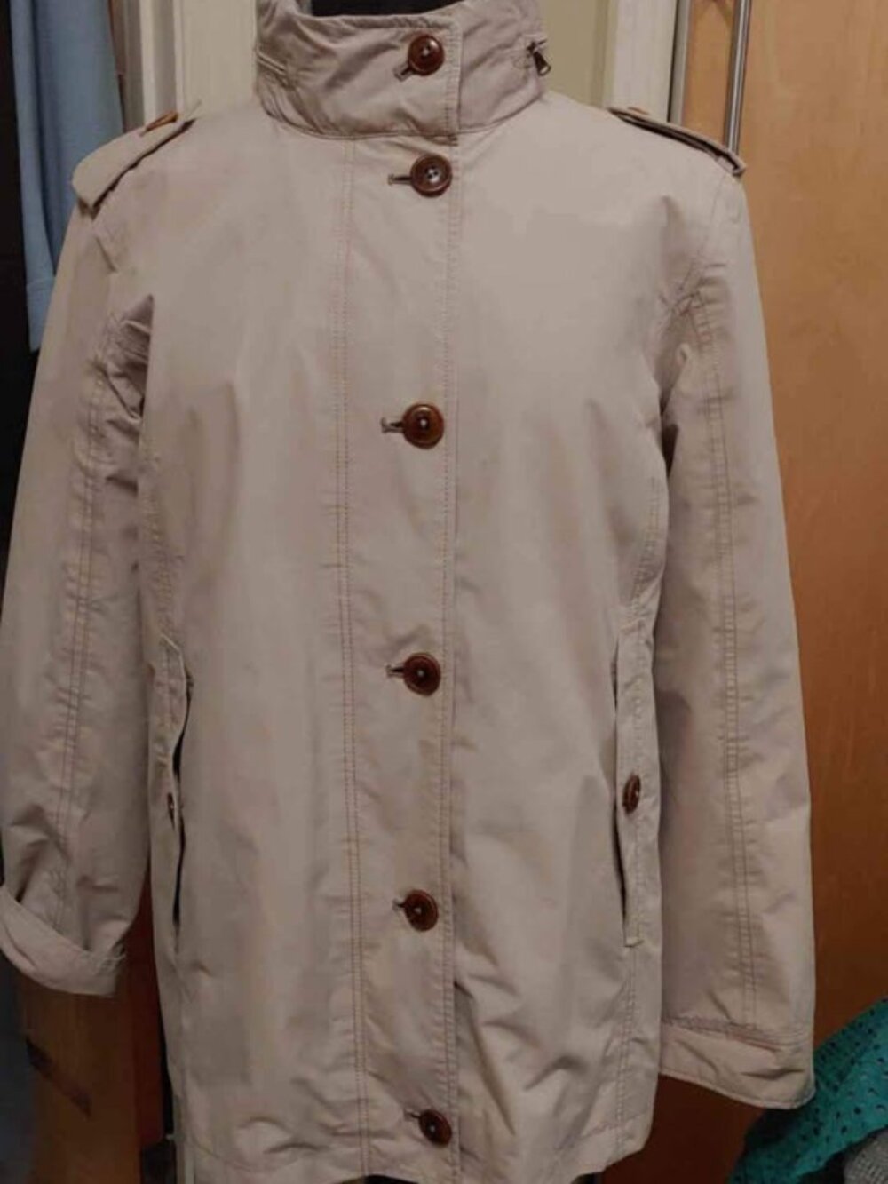 Aigle Newsail Spring Jacket Coat Hidden Hood women sz 40 or M Tonnes of Pockets